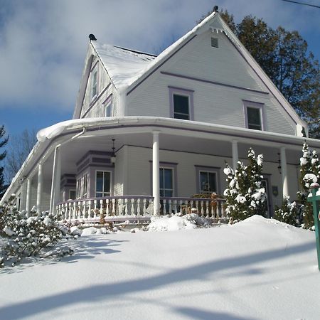 O Bois Dormant B&B Magog ภายนอก รูปภาพ