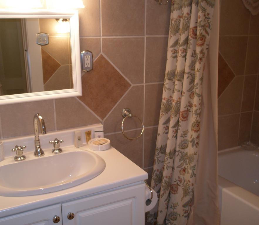 O Bois Dormant B&B Magog ห้อง รูปภาพ