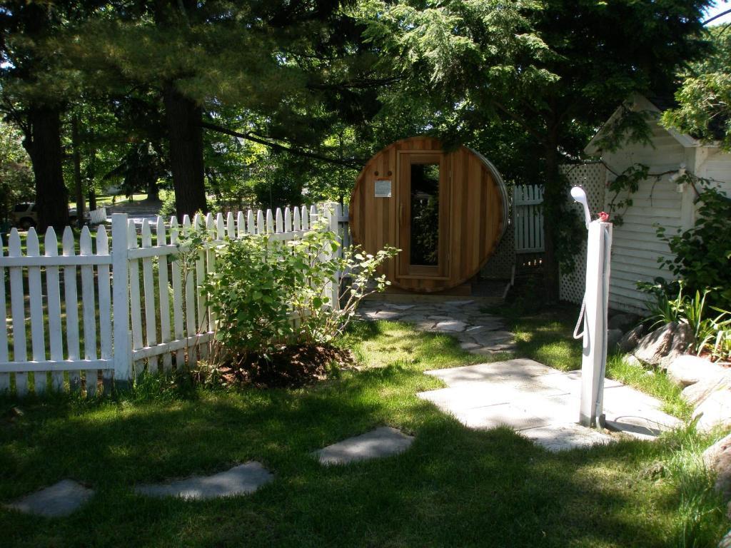 O Bois Dormant B&B Magog ภายนอก รูปภาพ